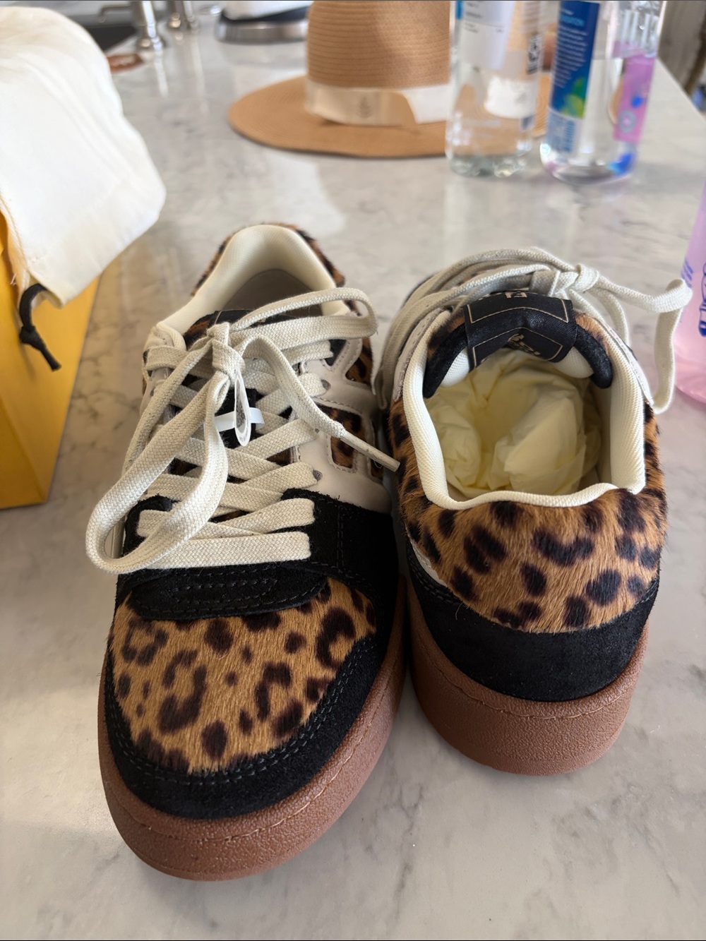 NWT Fendi Leopard-Print Low-Top Sneaker in Black, Cream & Brown w/ box &laces! - Picture 4 of 17